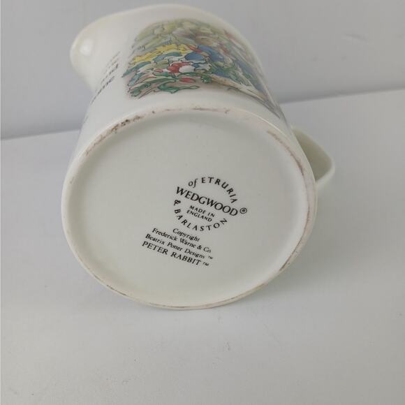 Wedgwood Beatrix Potter Peter Rabbit Garden Themed Creamer - Picture 7 of 7